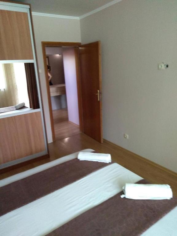 Къща За Гости Роси Pomorie Exterior foto