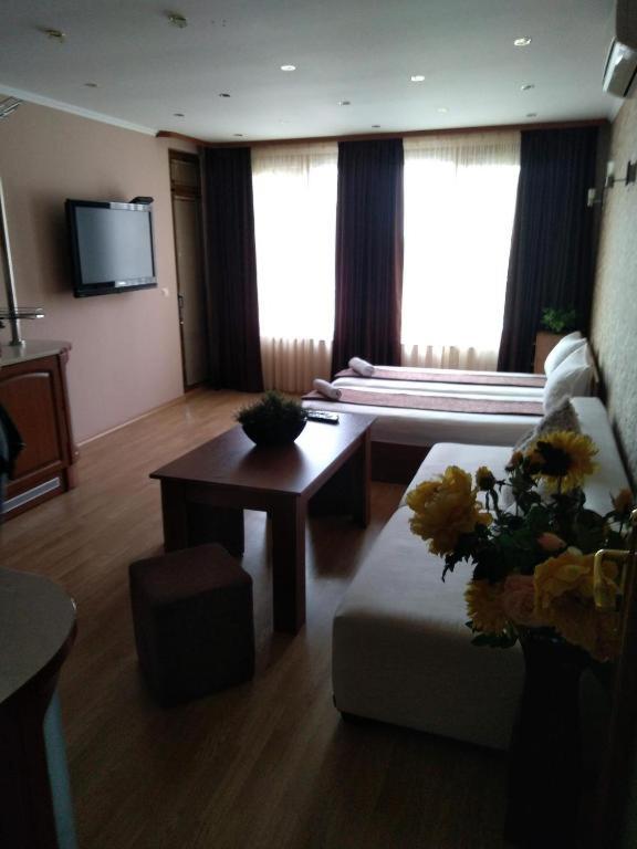 Къща За Гости Роси Pomorie Exterior foto